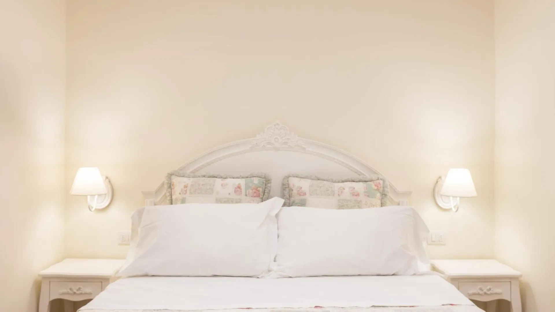 Dimora Sant'Orsola Aparthotel Florence 0*,